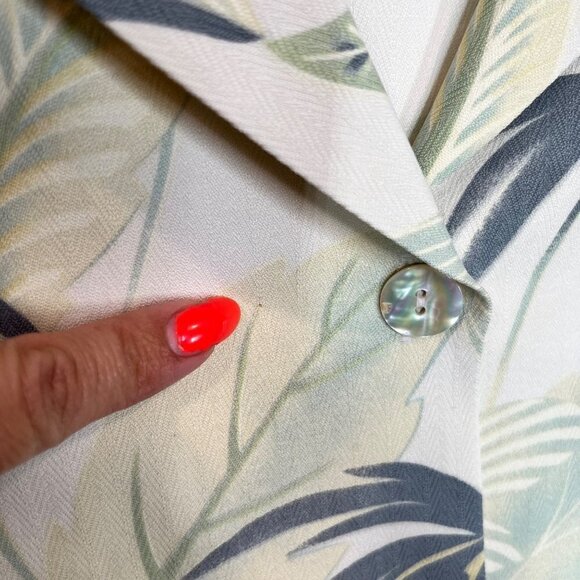 Tommy Bahama Women 100% Silk Palm tree leaves Button down Shirt Size M - Picture 4 of 9